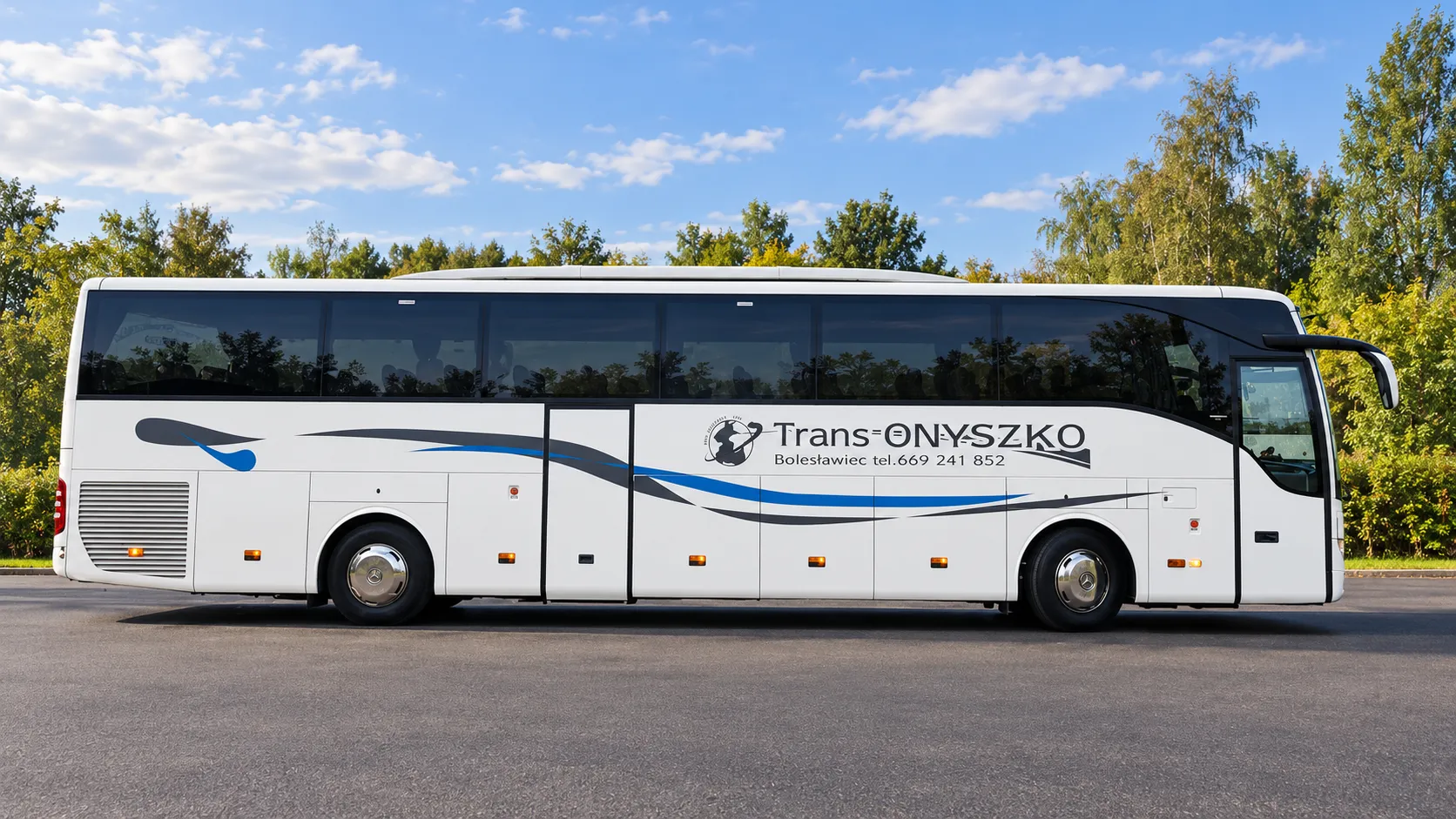 Mercedes Tourismo — kolejne ujęcie